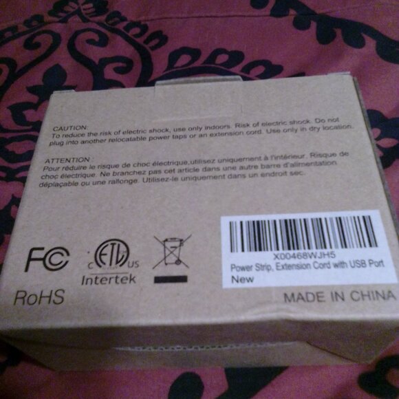 Power strip extension cord with USB port/ 10 ft ( 3 )iPad- airpod chargers - Picture 2 of 8